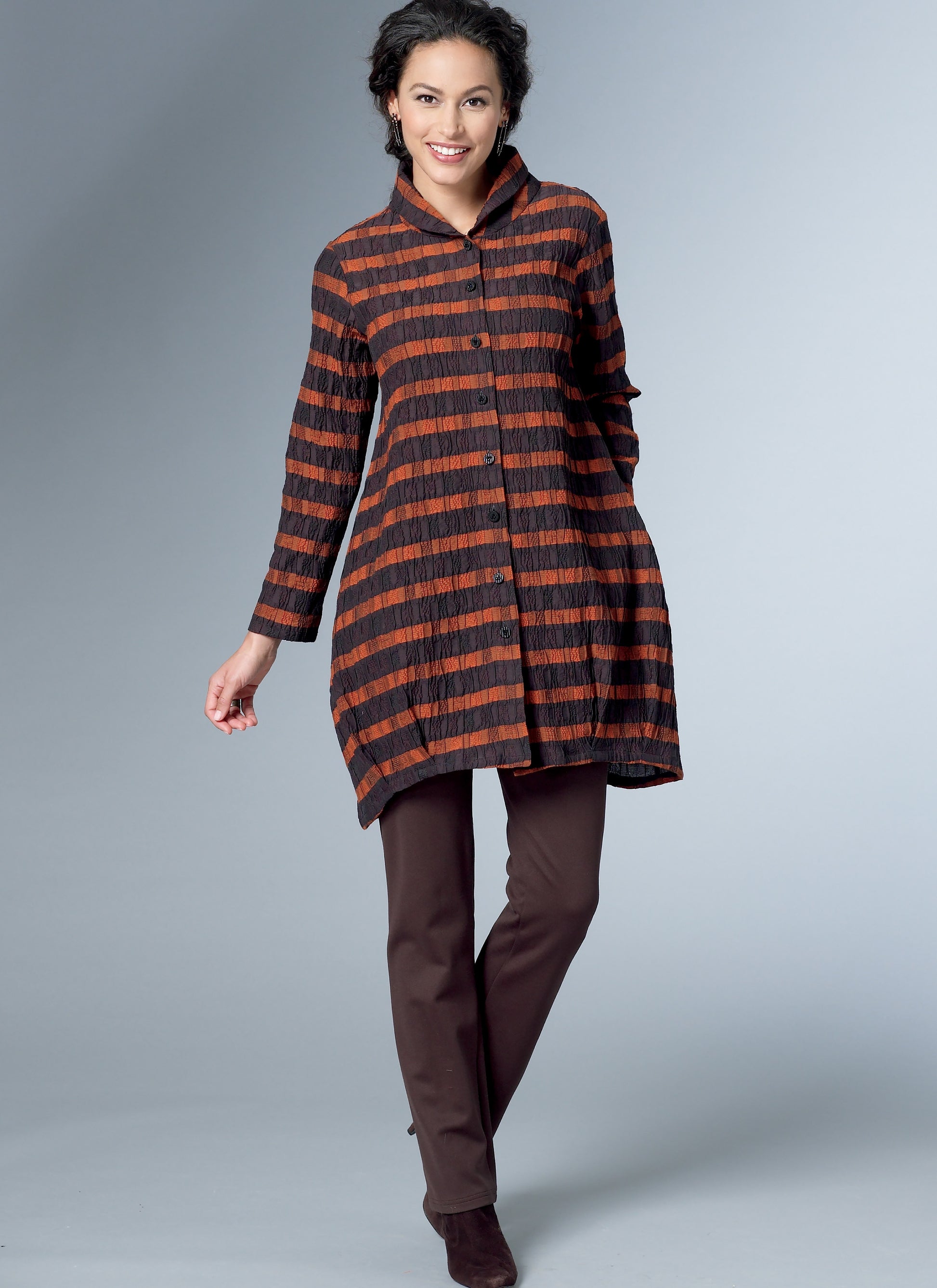 Symønster Butterick 6491 - Skjorte Frakke - Dame | Design: Katherine Tilton | Billede 4