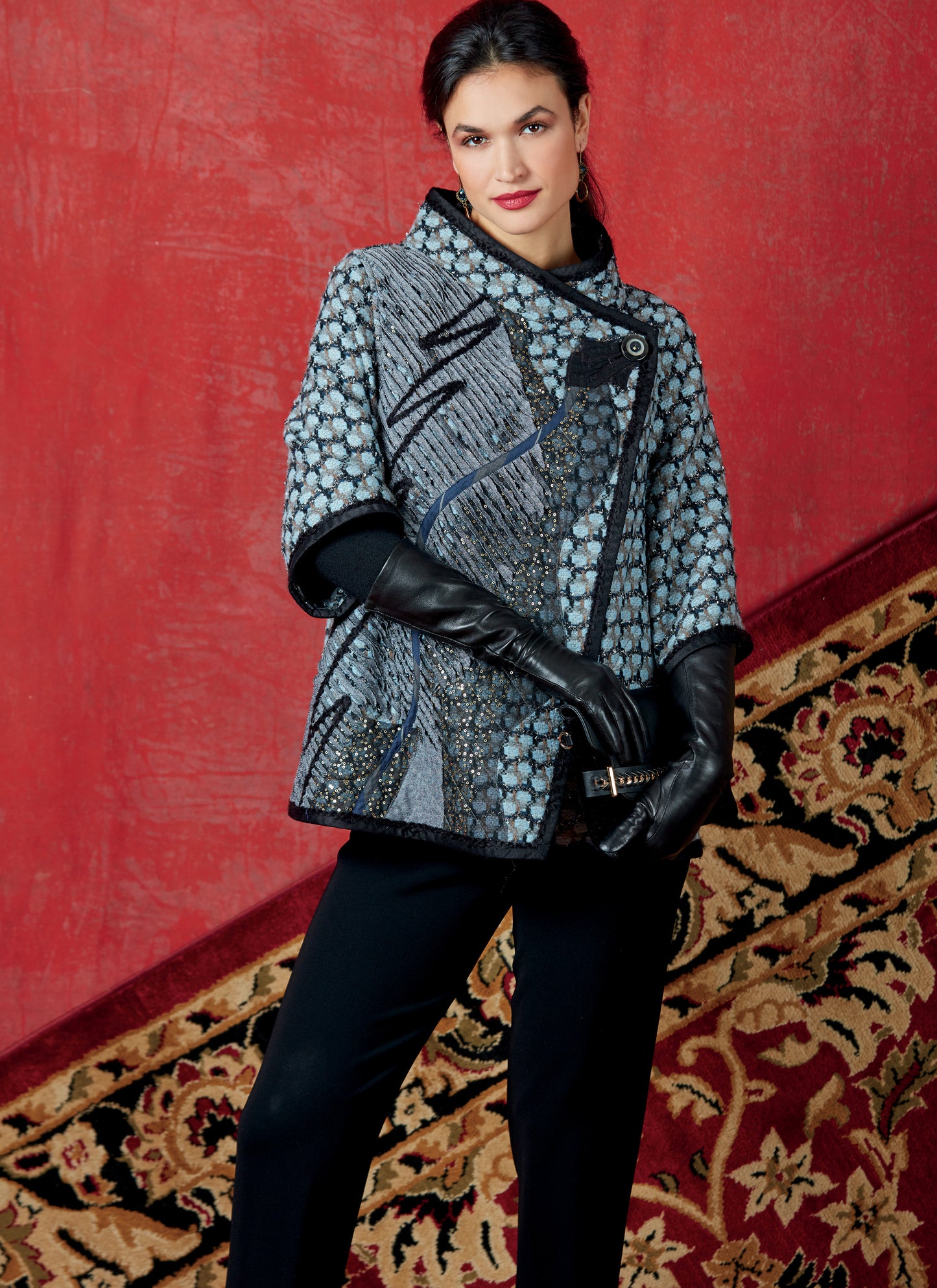 Symønster Vogue Patterns 9341 - Jakke - Dame | Design: Julio Cesar | Billede 2